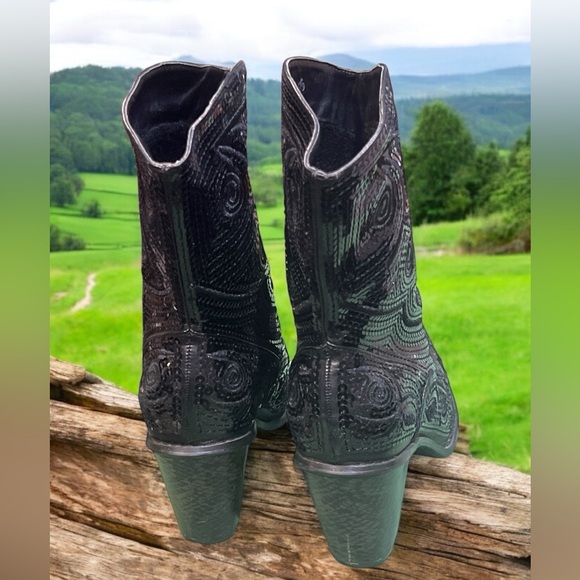 Helen’s Heart Women’s Black Sequin Bling Western Cowgirl Ankle Boot Size 7. - Picture 5 of 6